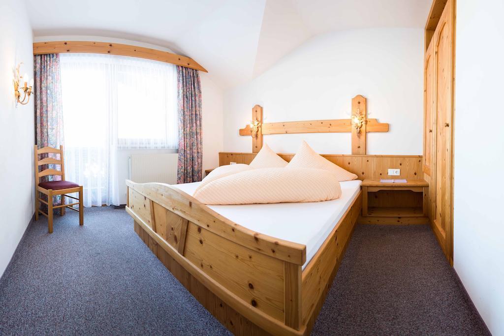 Pension Roasthof Neustift im Stubaital Εξωτερικό φωτογραφία