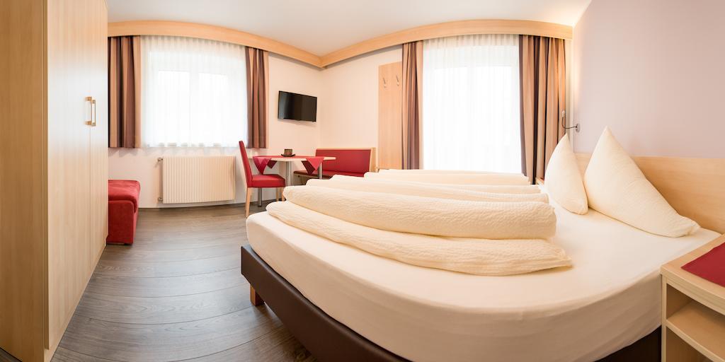 Pension Roasthof Neustift im Stubaital Δωμάτιο φωτογραφία